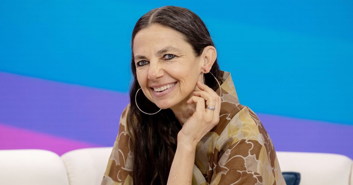 Justine Bateman On People S Issues With Embracing Aging It S Really About Fear Urban News Now