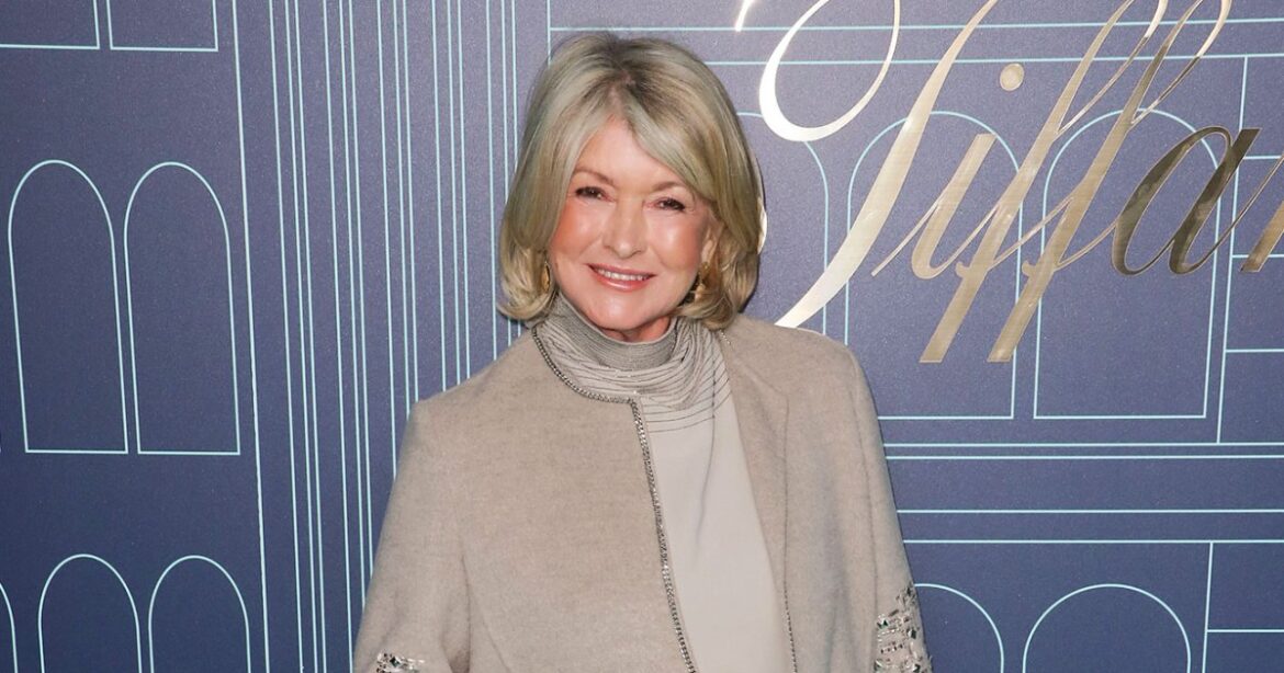 Martha Stewart, 81, Graces Cover of ‘Sports Illustrated Swimsuit’ 2023 ...