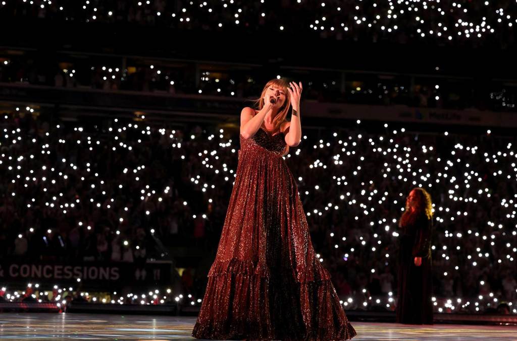 9 Best Moments of Taylor Swift’s First Night at MetLife on Her Eras